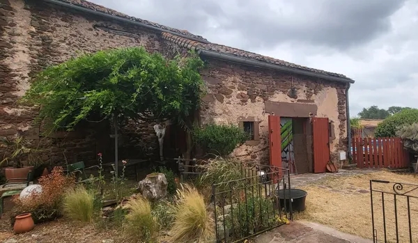 Petit gîte de 35 m2 pour 2 adultes et 2 enfants, La Boriette