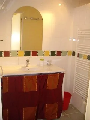 Salle d'eau, M. et Mme Alain et Isabelle BERNARD