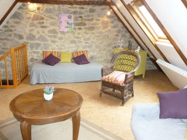 Les Hirondelles, Les Hirondelles