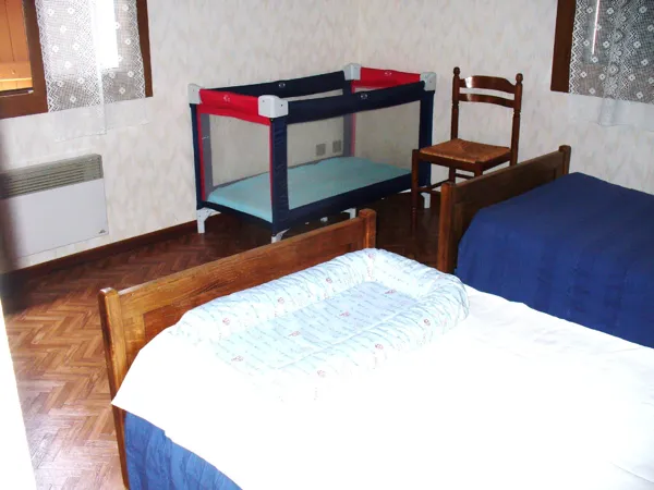 Location Mme Guitard à Comps - lit bébé, Mme Guitard à Comps