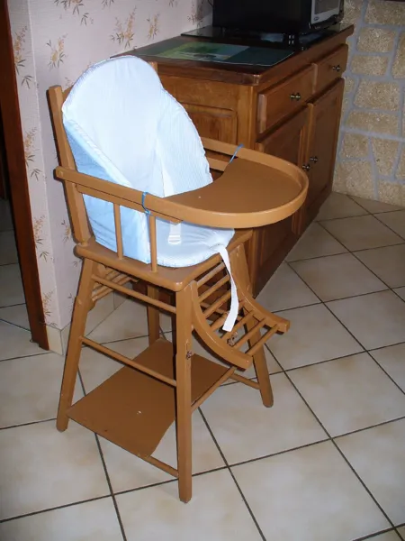 Location Mme Guitard à Comps - chaise haute, Mme Guitard à Comps