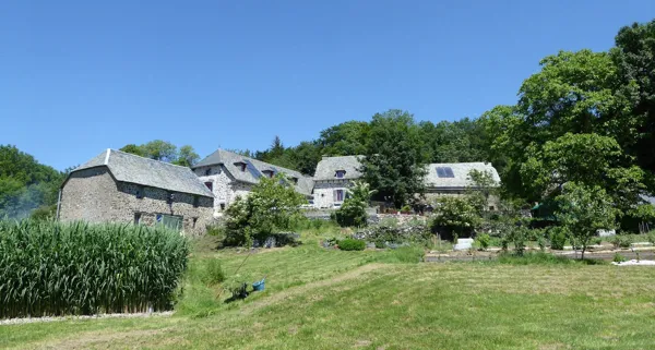 Les Granges d'Ucafol - Bee Aubrac, Les granges d'Ucafol