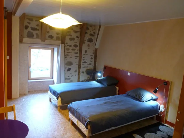 Les Granges d'Ucafol - Bee Aubrac (groupes), Les granges d'Ucafol