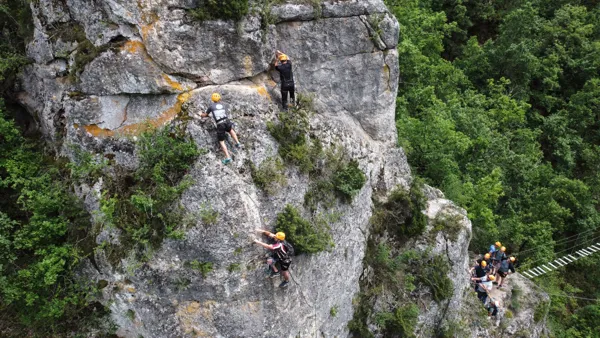 Via Ferrata dans les Gorges de la Dourbie., Millau communication