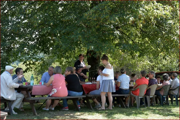 On est bien sous le tilleul, 