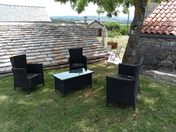 Salon de jardin, Gites Marlavagne