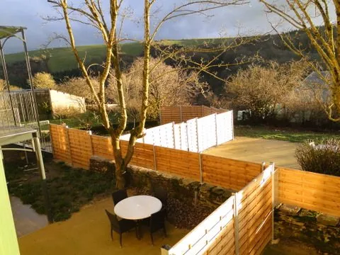 Gite 1er étage avec terrasse à St-Etienne-de-Viauresque