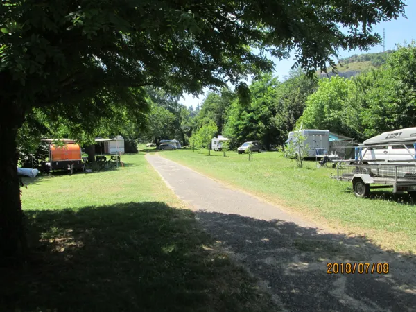 CAMPING DU PLAN D'EAU, OFFICE DE TOURISME DE CAPDENAC (BUREAU DE L'OT DU PAYS DE FIGEAC)