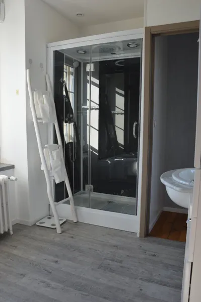 Cabine douche de la salle de bain, Jérémy BURGUIERE