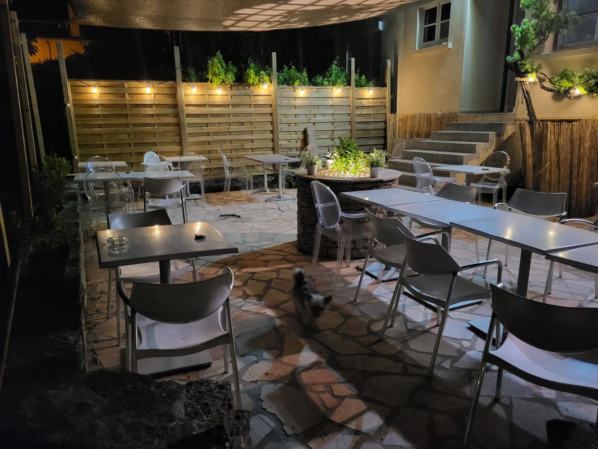 Terrasse, ©La Brebis Egarée