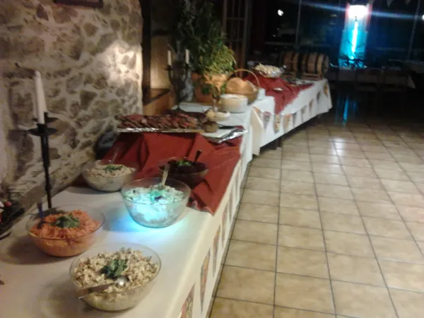 LA GUINGUETTE buffet, ©LaGuinguette