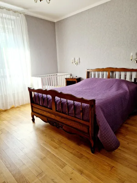 Pierre Ginisty, Le studio d'Espalion