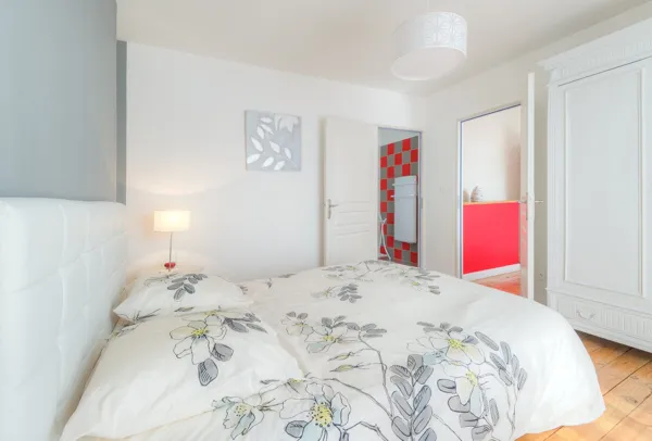 Le gîte du pigeonnier - Jean et Maryse LAYRAL, Office de Tourisme des Causses à l'Aubrac