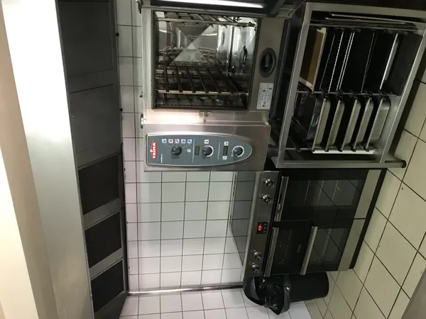 CUISINE LE GRAND GITE, ALBERTOS