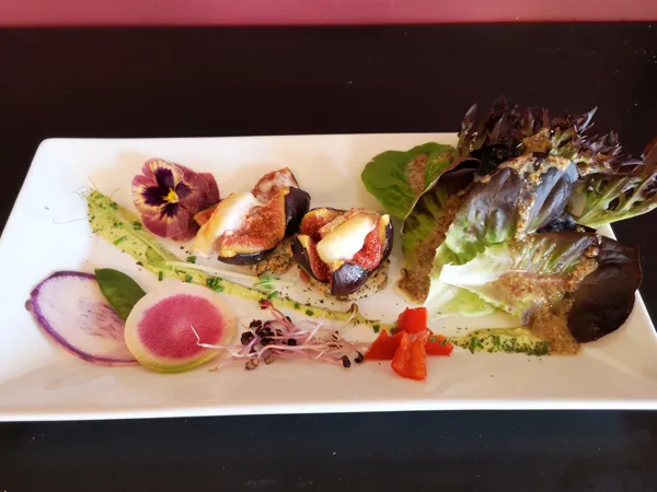 Figues et fromage de chevre, 