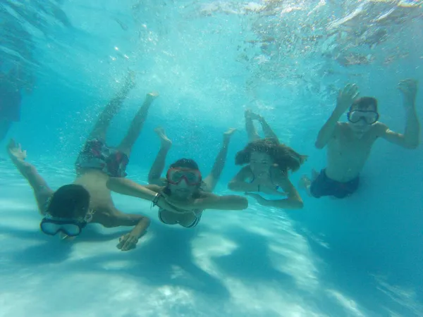 Les Chalets de la Gazonne (groupes) Milieu aquatique, Chalets de la Gazonne