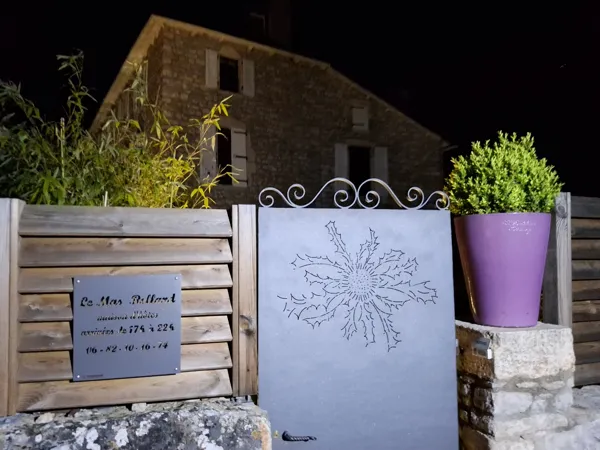 Le mas Rolland - entrée, Le mas Rolland