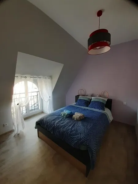 Le gîte de la carrière, Propriétaire