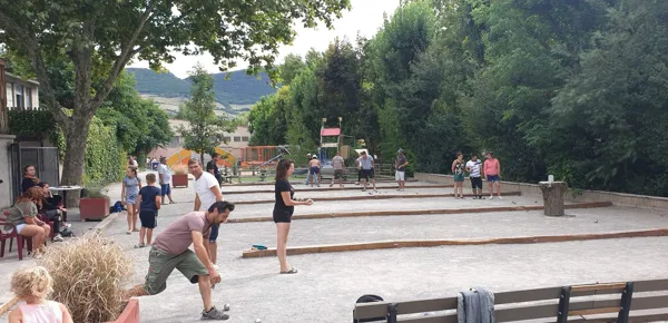 CAMPING DU VIADUC 12, 