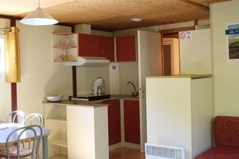 Causses et Vallées Vacances (groupes)- Les Chalets de St Geniez de Bertrand, OFFICE DE TOURISME DE MILLAU