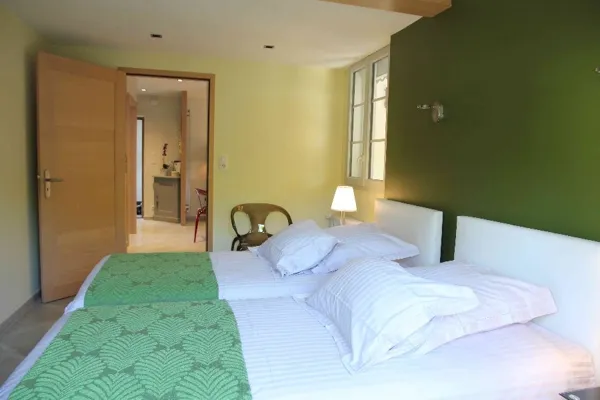 Le gite d'Emilie - gite rural H12G005489, OFFICE DE TOURISME DU CANTON D'ENTRAYGUES SUR TRUYERE