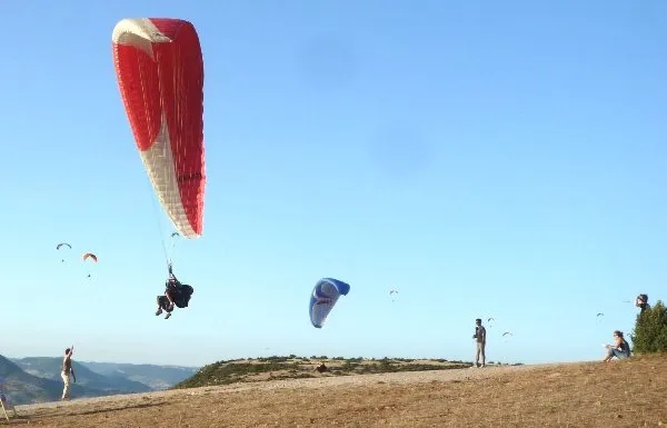 parapente à Brunas, Parc Résidentiel de Loisirs Val Saint Georges