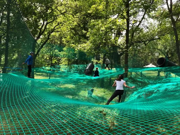 Mer de filet, Acroparc du mas