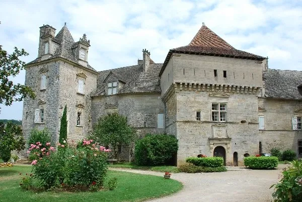 Château de Cénevières, OFFICE DE TOURISME REGIONAL DE VILLEFRANCHE DE ROUERGUE