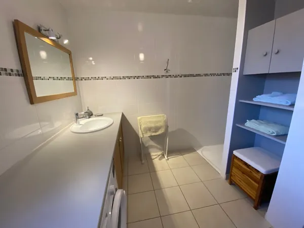 Salle d'eau - douche, G. Valat