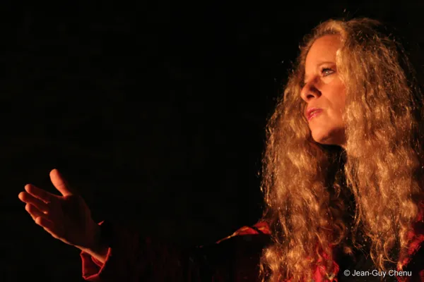 Soirée contes à Najac avec Sharon Evans