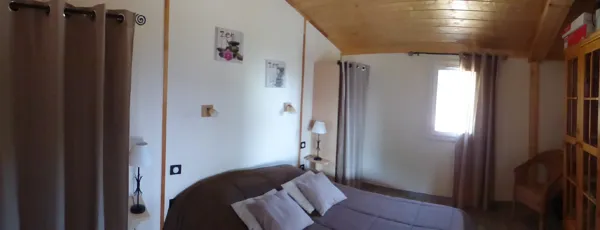 Chambre lit 140 (le chêne), 