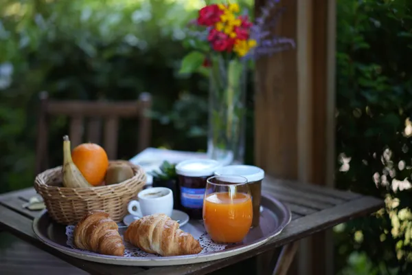 Petit-déjeuner buffet sucré, salé, DOMAINE SAINT ESTÈVE