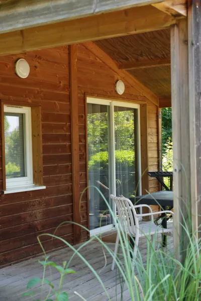 Terrasse chalet locatif, DOMAINE SAINT ESTÈVE