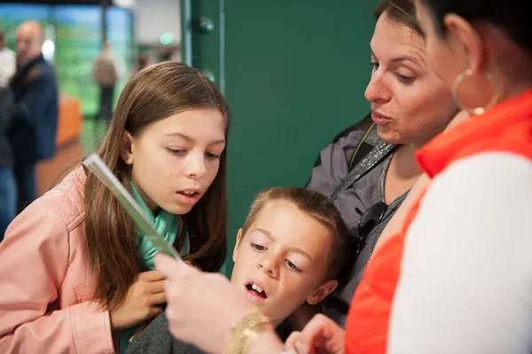 Espace EDF Truyère à Couesques, OFFICE DE TOURISME DU CANTON D'ENTRAYGUES SUR TRUYERE