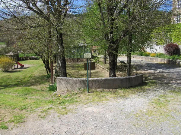 Aire de pique-nique des Tilleuls, Office de Tourisme Rougier d'Aveyron Sud