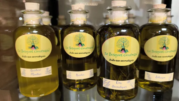 , huiles aux aromatiques