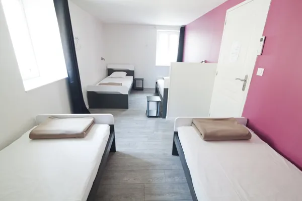 Chambres de quatre personnes