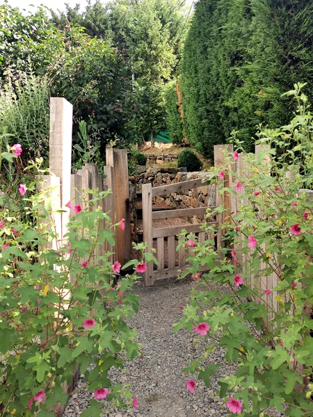 Entrée espace piscine, 