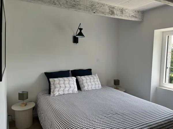 Chambre 1, Chez Louise