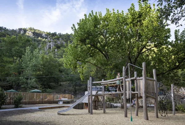 Aire de jeux, ©ManuReyboz