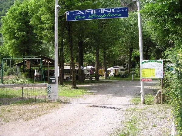 entrée camping, CAMPING LES PEUPLIERS