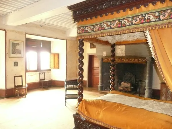 Chambre de la reine Château de Messilhac, Isabelle Galle