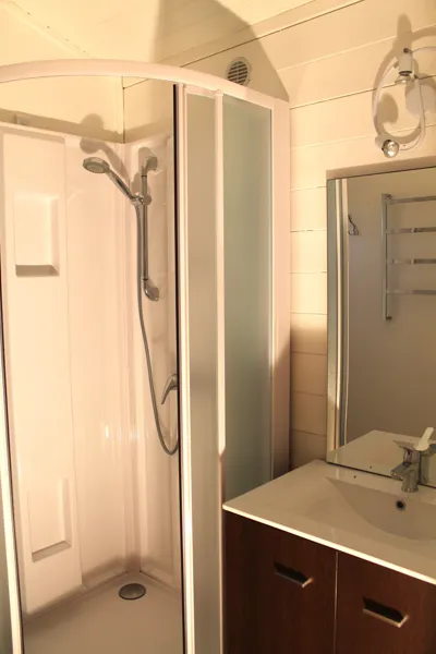 Le hameau des genêts, SDB