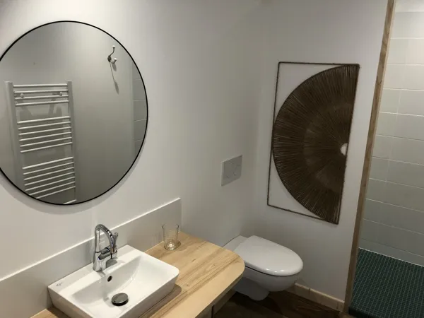 Salle d'eau La Médiane La Conquise, Ghislaine Thiollier