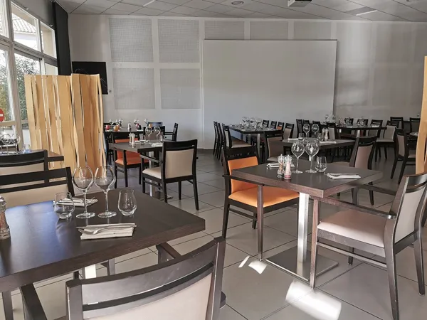 Restaurant de La Poste (groupes), La Poste