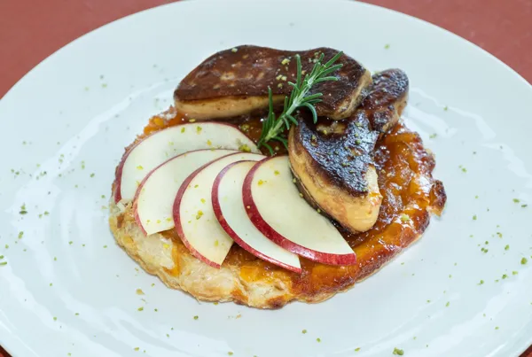 Causse Comtal, Restaurant « La Cazelle » (groupes), SARL Causse Comtal Barbe