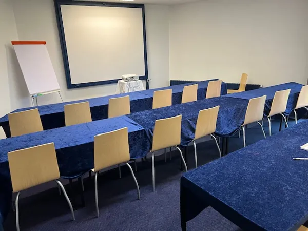 Salle séminaire Beauregard, Hotel Causse Comtal