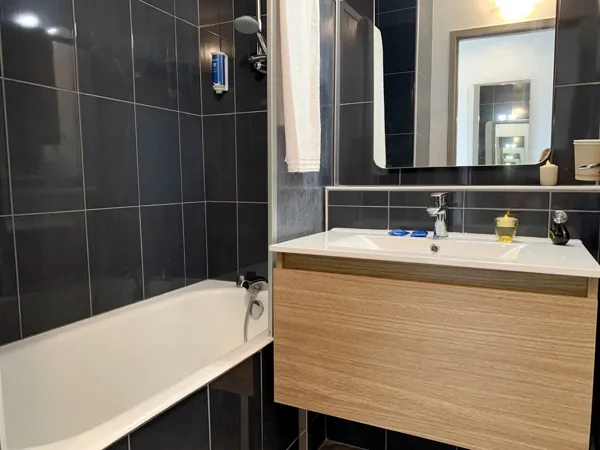 Salle de bain avec Baignoire, Causse Comtal