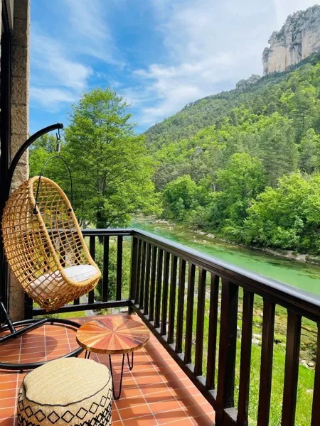 Hôtel de la Muse et du Rozier (groupes), Hôtel de La Muse et du Rozier