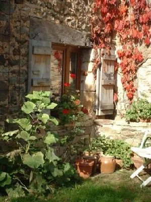 Gîte La Mothe (groupes), OFFICE DE TOURISME DE VILLENEUVE D'AVEYRON